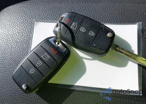 2015 Kia Sorento Lx из США, поврежденный, VIN 5XYKTCA68FG638360